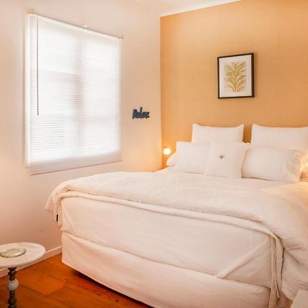 Annies B And B Bed & Breakfast Warkworth Exterior photo